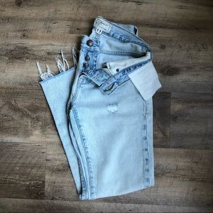 Current Elliott Original Boyfriend Jean 24W Light Denim